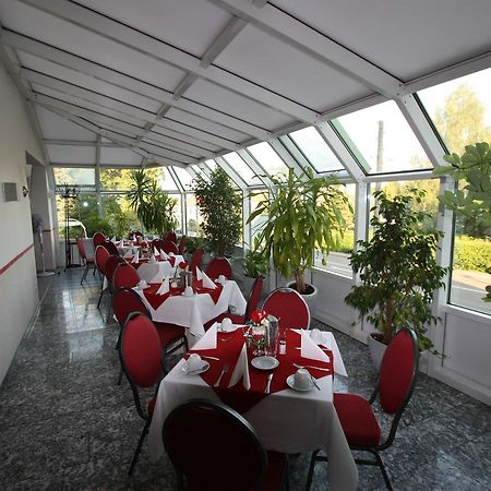 Hotel Buergerhof هوينشتاين-إرنستال المظهر الخارجي الصورة