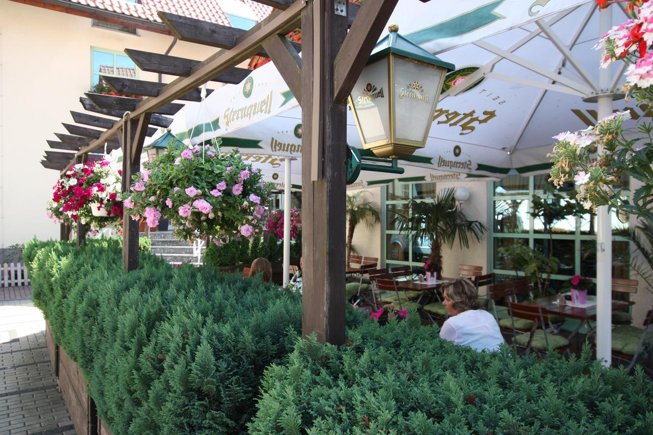 Hotel Buergerhof هوينشتاين-إرنستال المظهر الخارجي الصورة